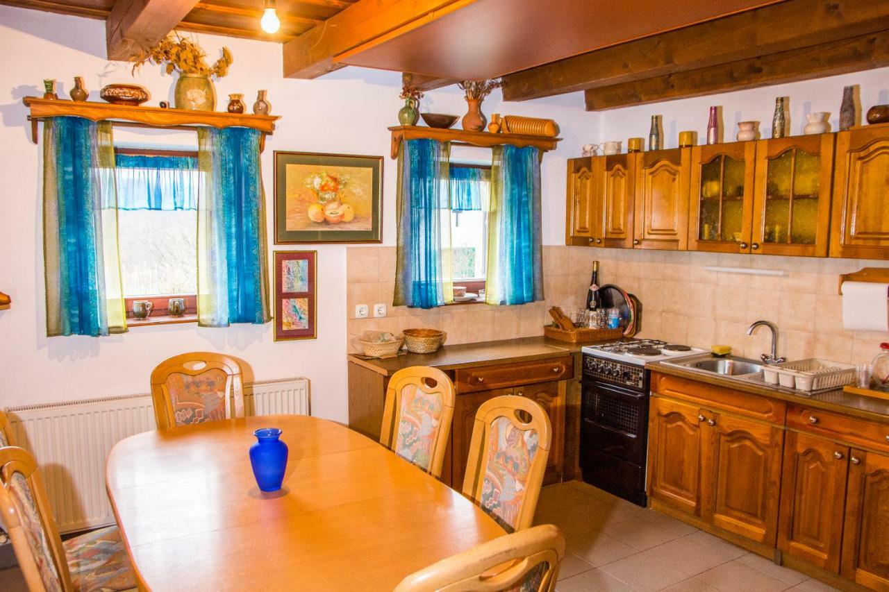 Zidanica Balantic Vila Dobrovnik Exterior foto
